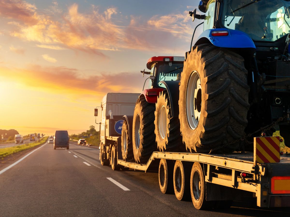 Traktor Transport : Die besten einfach Angebote mit Shipedi